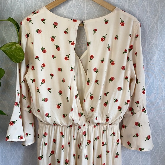 Romantic Surplus Floral Romper - Picture 5 of 8